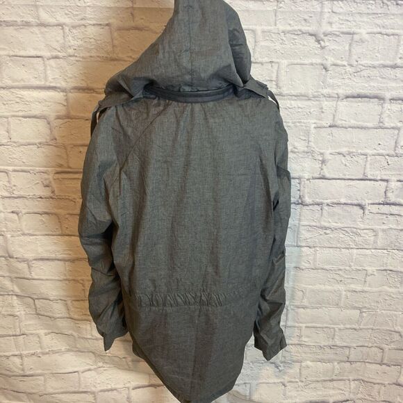Fabletics Women’s Casual Athleisure Hooded Windbreaker Size XXL - Picture 4 of 9